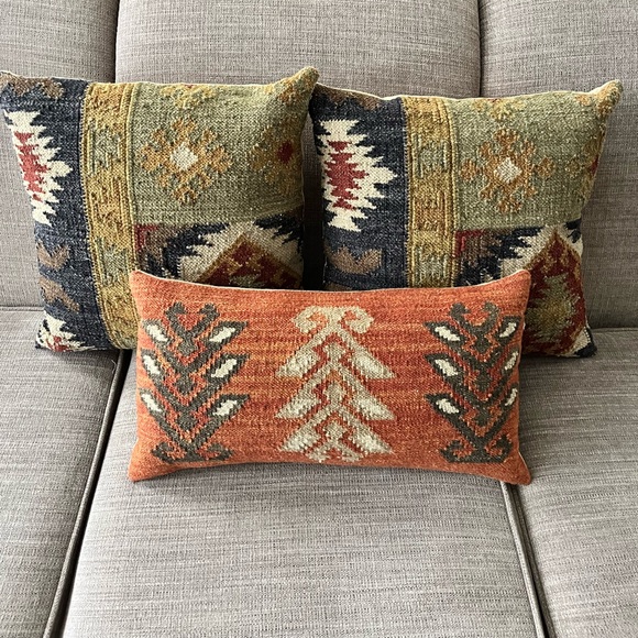 Kilim lumbar pillow - Picture 2 of 2